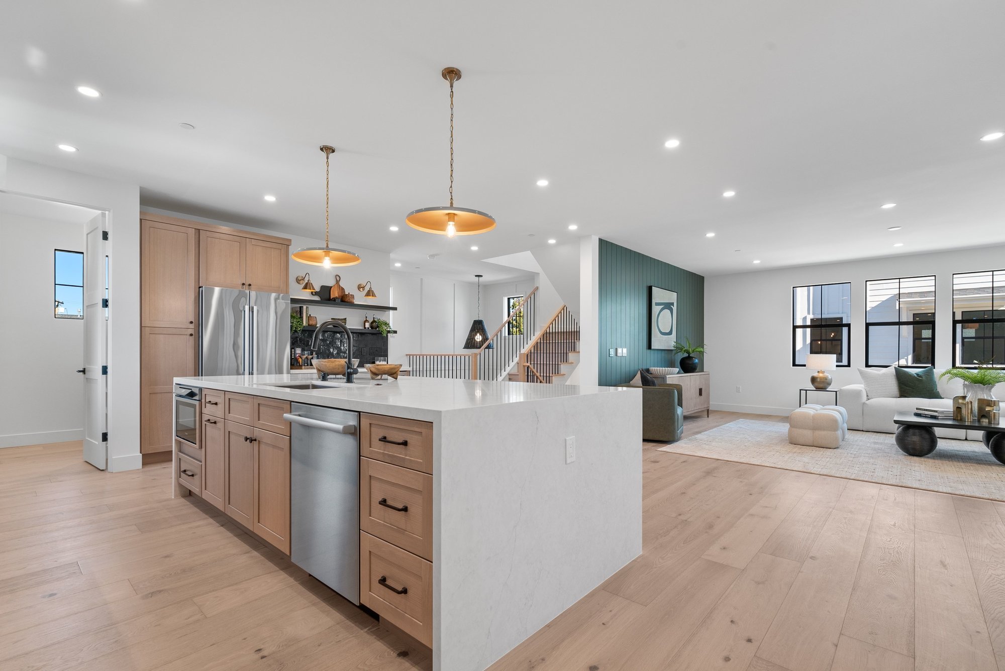 44 Sunnyside Avenue