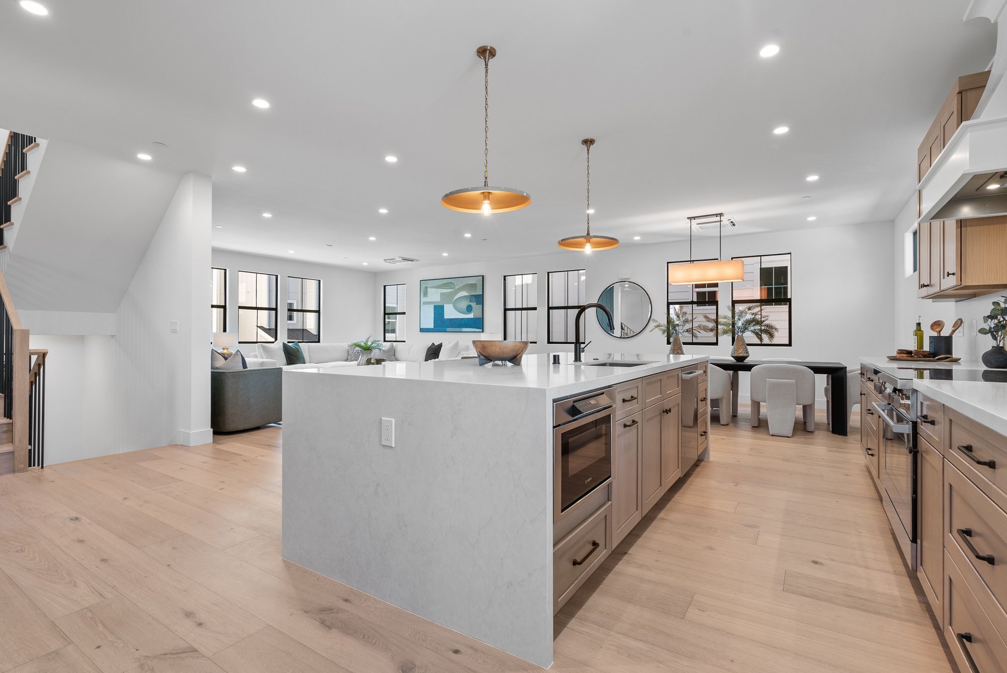 44 Sunnyside Avenue