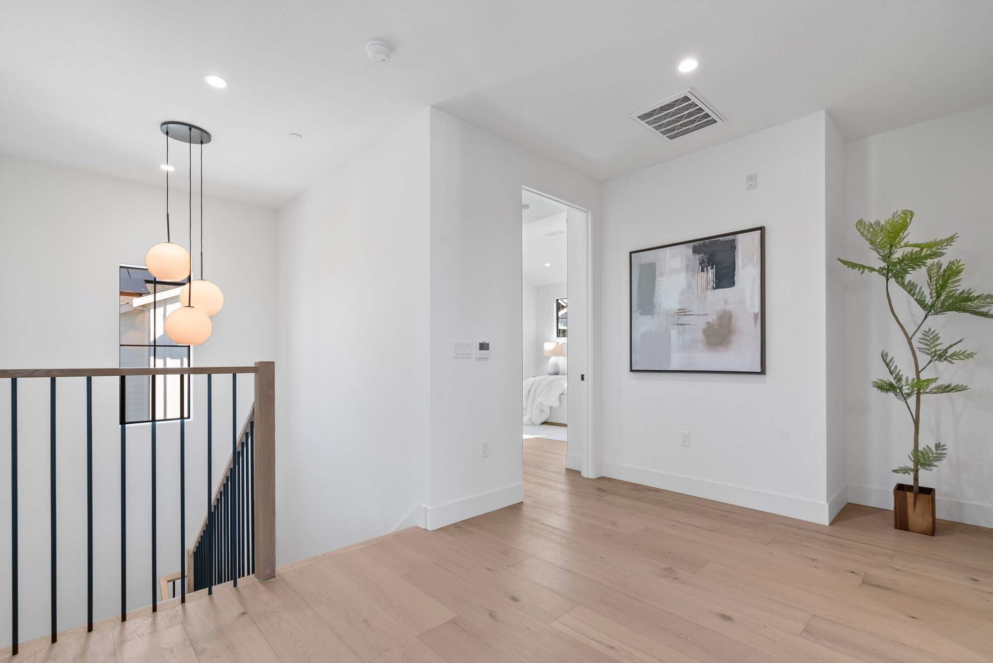 44 Sunnyside Avenue